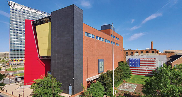 Lewis Museum 330