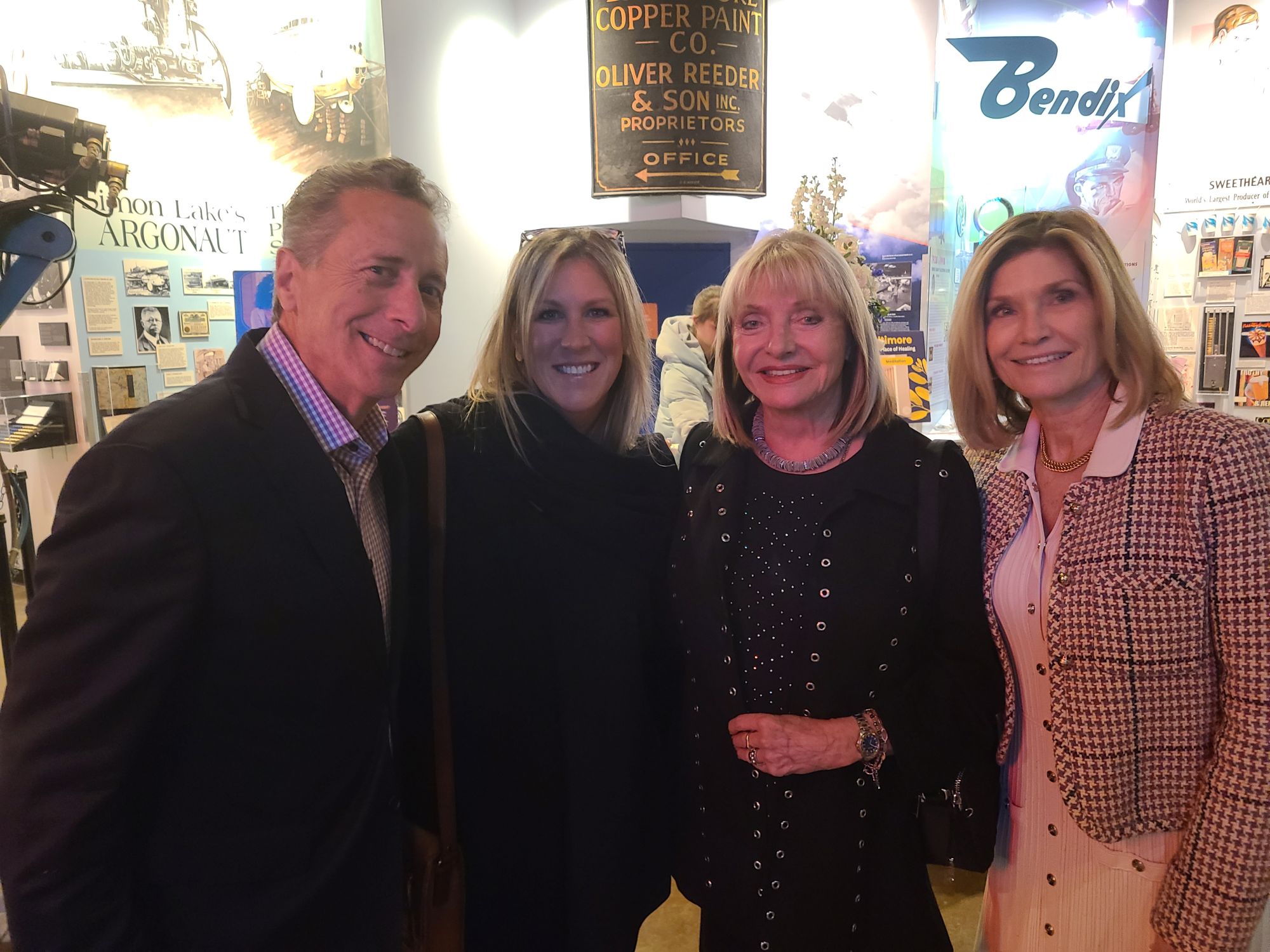 Len Weinstein, Noelle Naughton, Helga Surratt, Barbara Anderson. (Vivienne Stearns-Elliott)