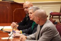Sen. Cheryl Kagan (D-Montgomery), center, testifies to the Senate Education, Energy and the Environment Committee on her bill banning anyone convicted in the Jan. 6 attack on the U.S. Capitol from serving on a state commission, board, or work group. Testifying with her Tuesday were former U.S. Capitol Police officers Harry Dunn, left, and Aquilino Gonell. (Photo by William J. Ford/Maryland Matters)