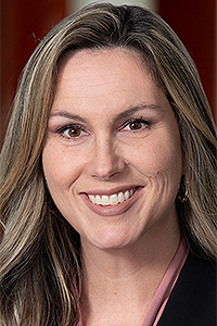 HEADSHOT_MD_LAW_TECH_&_INNOVATION_TARA MOBLEY_200x300