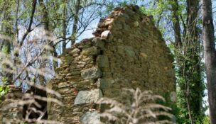 Locust Villa, which Maryland officials estimate was built in 1790, is largely ruins now, but it can be viewed at the new Freedman’s State Park in Montgomery County. It was previously owned by the Howard family, a prominent Black family whose descendants founded the Baltimore Afro-American. (Photo by Christine Condon/ Maryland Matters)
