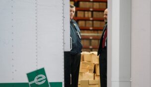 Members of the FBI stand inside a vehicle loaded with boxes outside the Fulton County Election Hub and Operation Center after the FBI executed a search warrant there in relation to the 2020 election, according to a law enforcement official familiar with the matter, in Union City, Georgia, on Jan. 28, 2026. (REUTERS/Elijah Nouvelage/File Photo)
