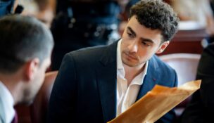 Luigi Mangione appears for a pre-trial hearing at Manhattan Criminal Court in New York on June 17, 2026. (Angelina Katsanis/Pool via REUTERS/File Photo)