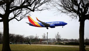 A Southwest Airlines jet comes in for a landing at LaGuardia Airport in New York City on Jan. 11, 2023. (REUTERS/Mike Segar/File Photo)