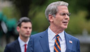 U.S. Treasury Secretary Scott Bessent speaks to members of the media at the White House in Washington on July 30, 2026. (REUTERS/Kylie Cooper/File Photo)