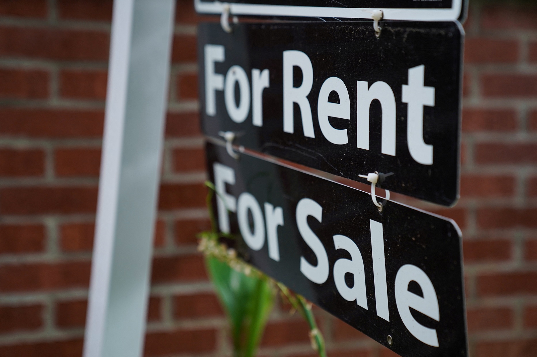 thedailyrecord.com - Reuters Connect - Federal court upholds big real estate settlement despite class members' objections